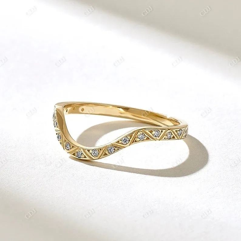 0.17CTW Round Lab Grown Diamond Curved Wedding Band