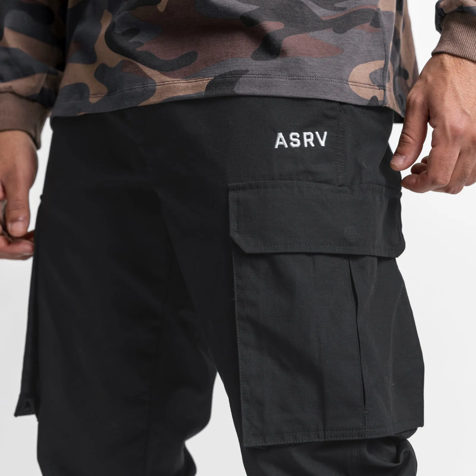 0564. Weather-Ready Technical Cargo Pant - Black