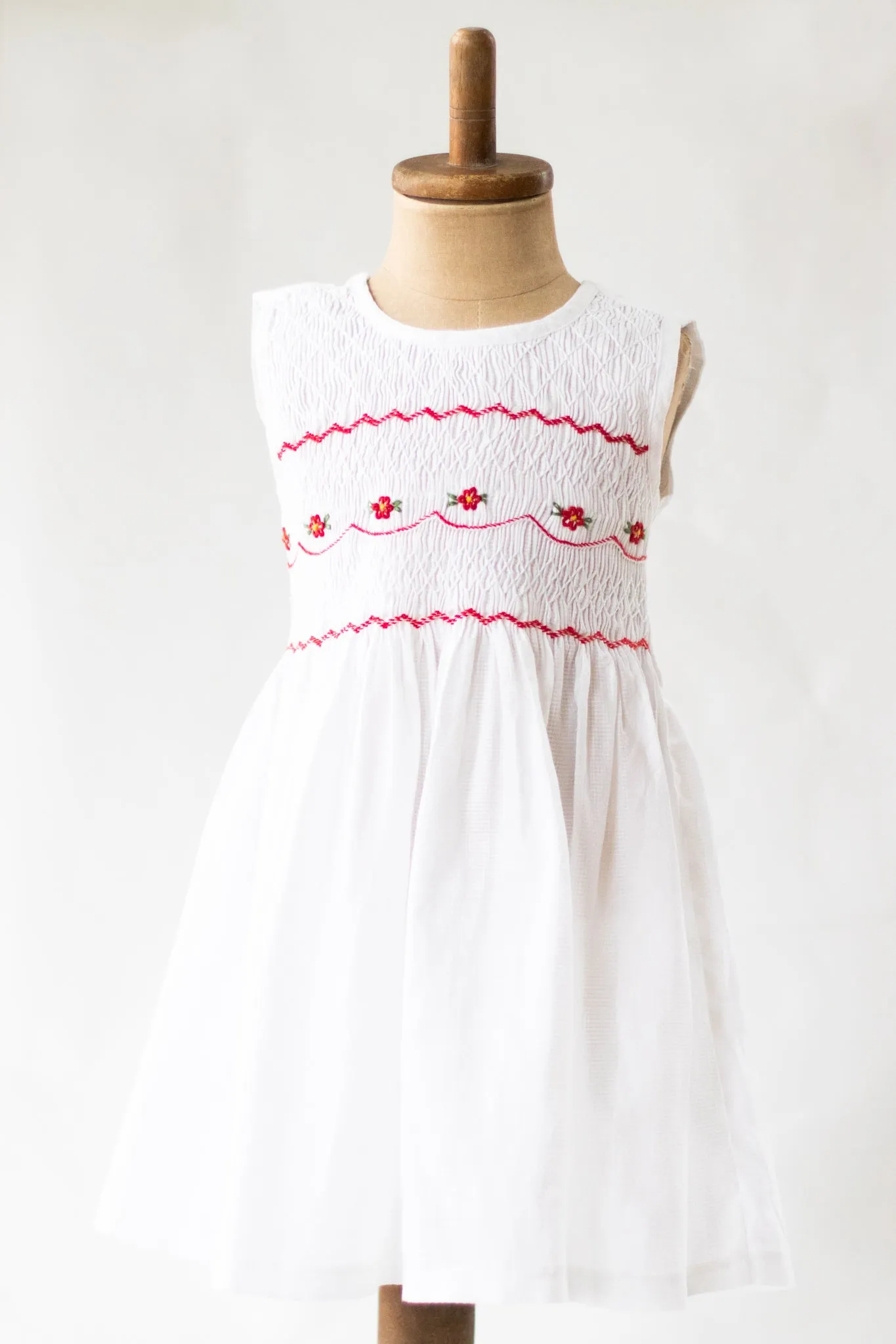 Hand-Smocked Dress Floral, White