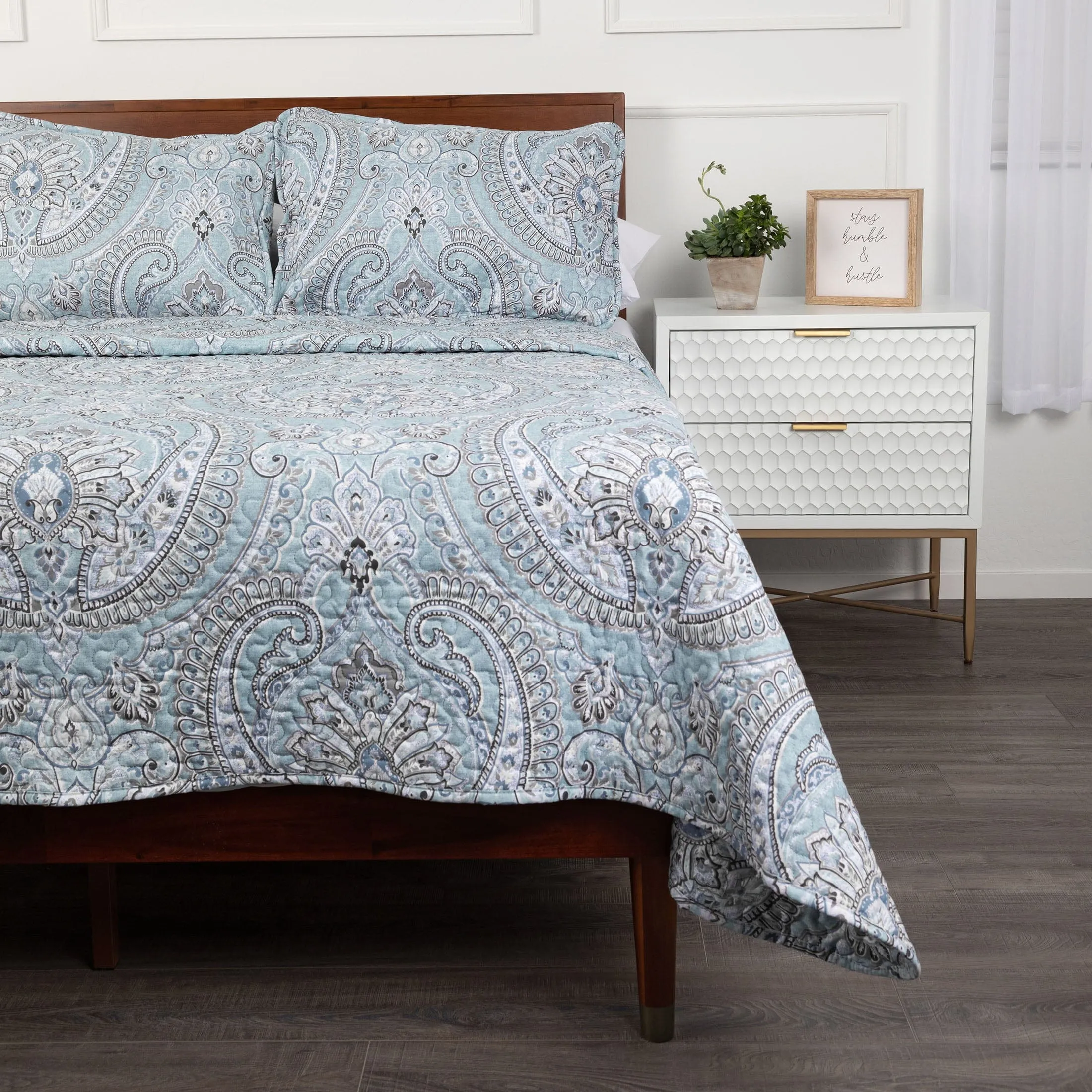 Pure Melody Quilt Set