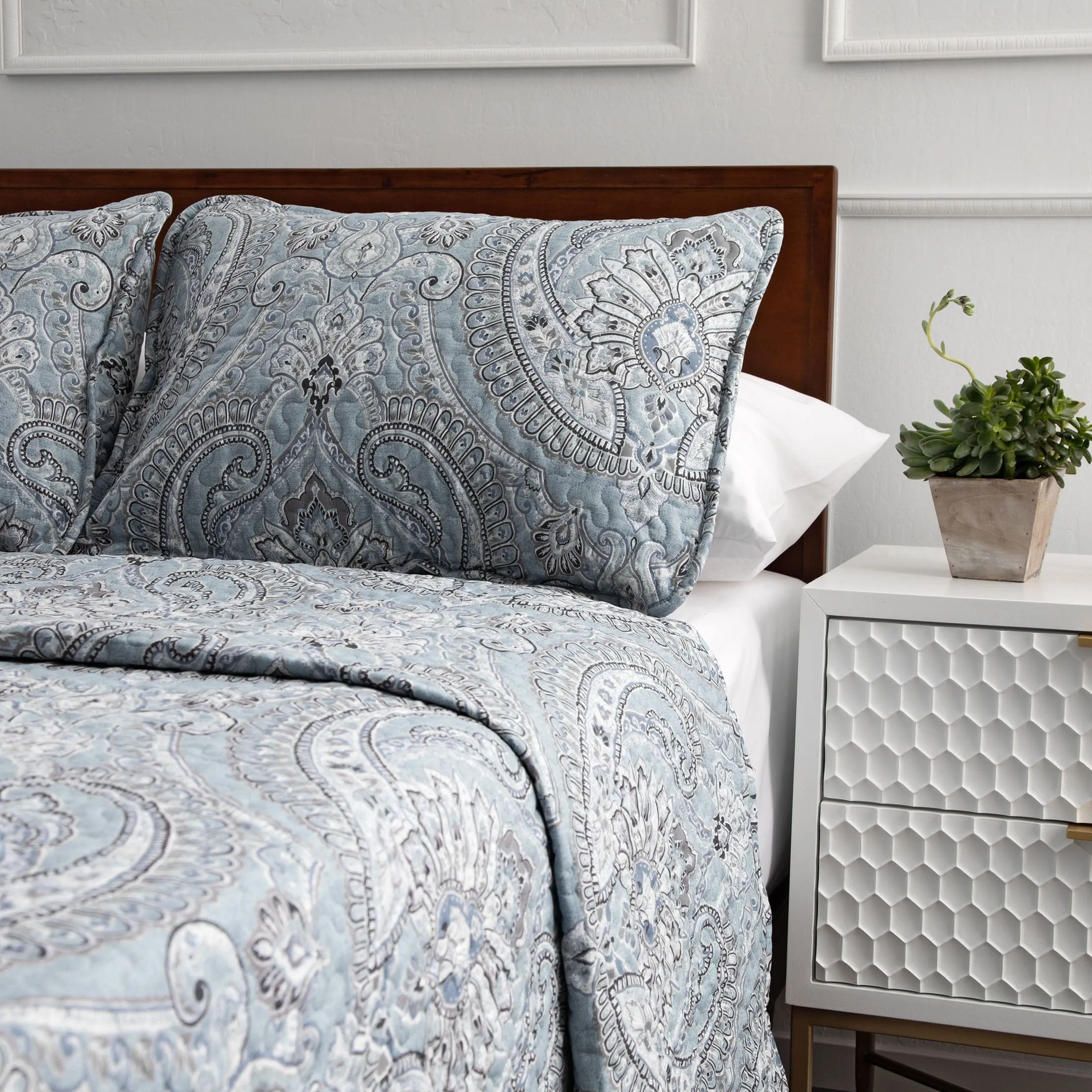 Pure Melody Quilt Set