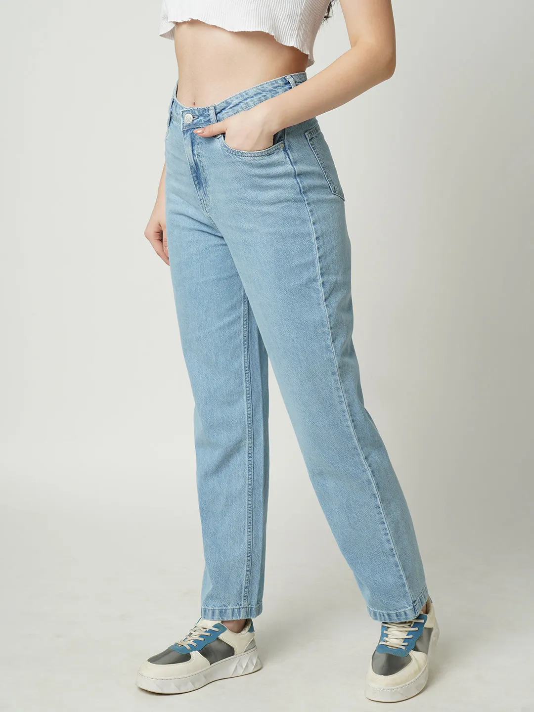 Women High-Rise Loose Straight Fit Jeans