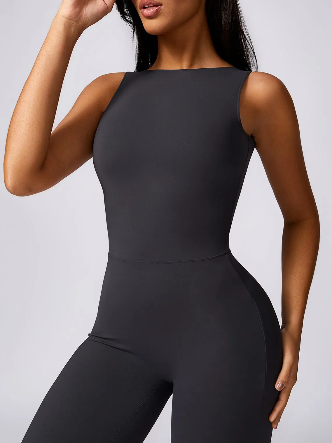 ZASUWA Female Backless Elastic Tight Scrunch Bum Flare Jumpsuit